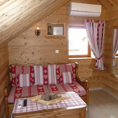 Le Piou 3* Annecy