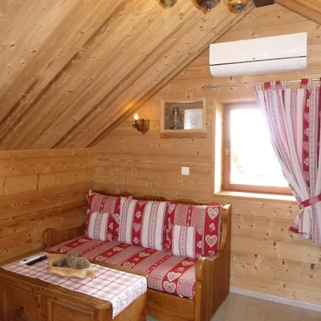 Le Piou Bed & Breakfast 3*